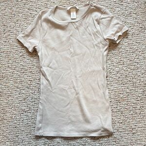 H&M Cream Fitted Short Sleeve Tee